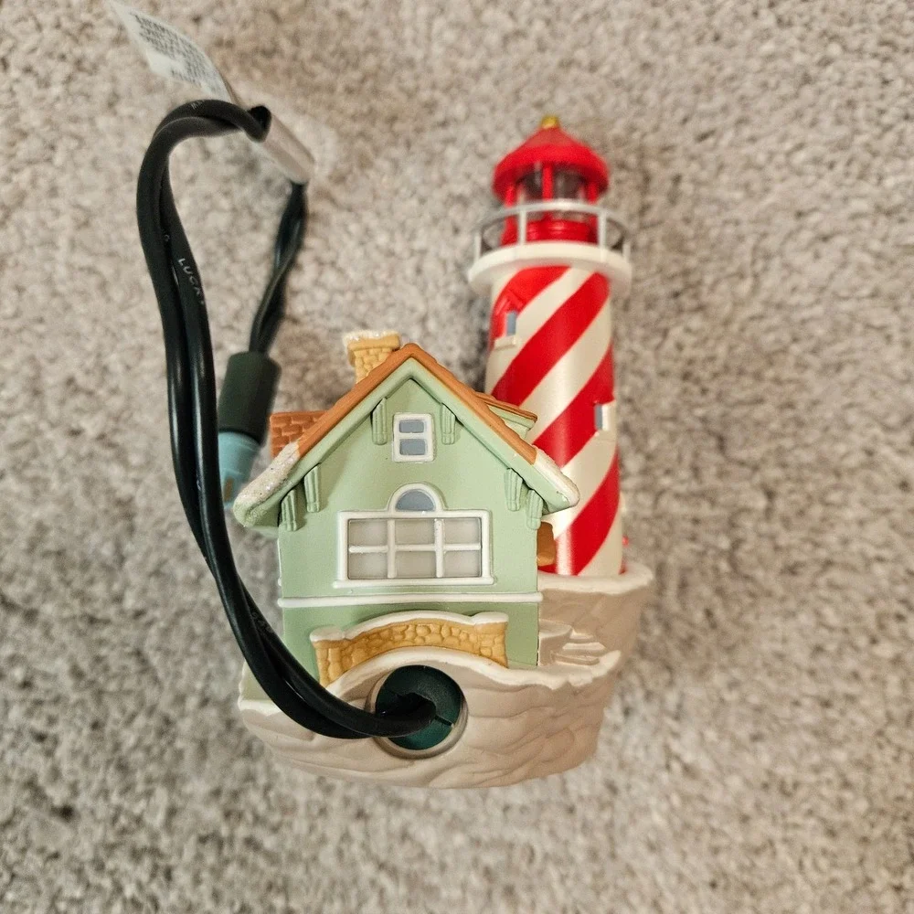 Hallmark Keepsake Ornament Lighthouse Greetings 2003 Flashing Magic‎ Light